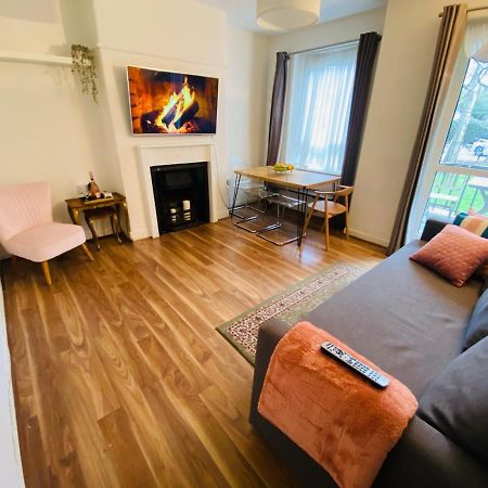 3 Bed Apartment In Camden Лондон Екстер'єр фото