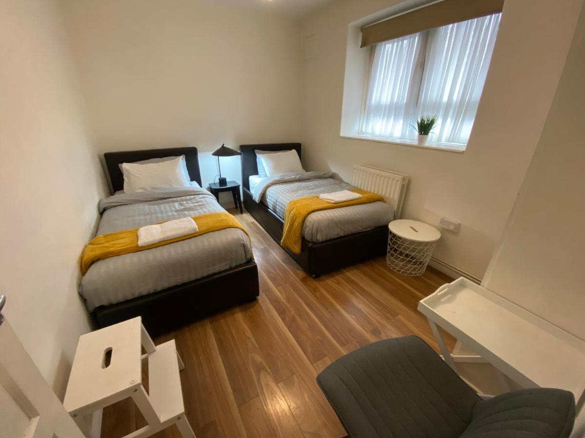 3 Bed Apartment In Camden Лондон Екстер'єр фото